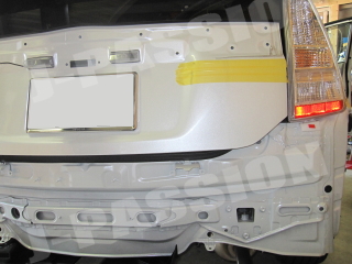 プリウスのリアハッチにスマートキー追加！