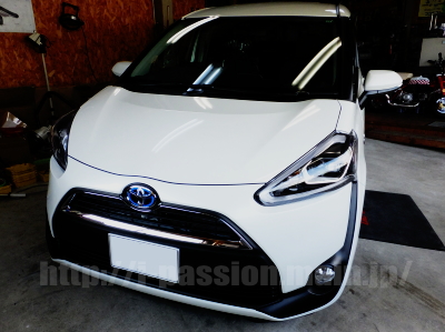 トヨタ・シエンタ ハイブリッド　[愛知県の高性能カーセキュリティ販売・取り付け店　ジェイ・パッション]